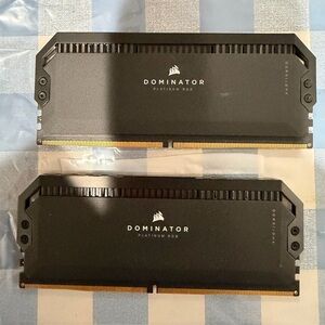 Computer RAM - CORSAIR 32GB 2X16 D5 5200 C40 RGB - for gaming PC or any PC